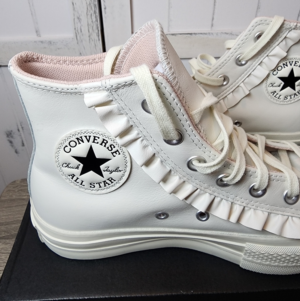Converse Chuck Taylor All Star Lift Platform Leather Sneakers - Picture 7 of 12